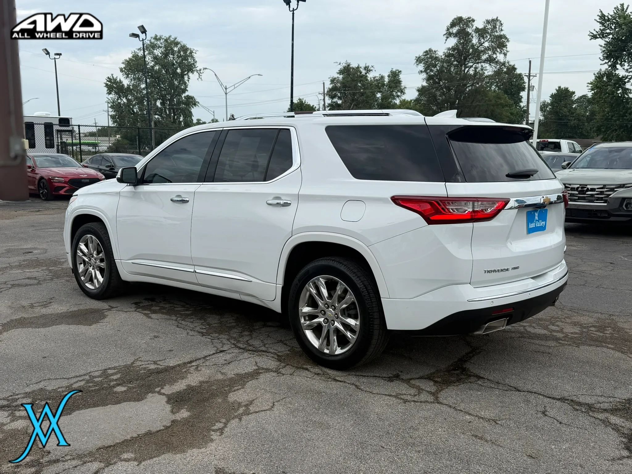 Used 2021 Chevrolet Traverse High Country AWD/4WD image 5