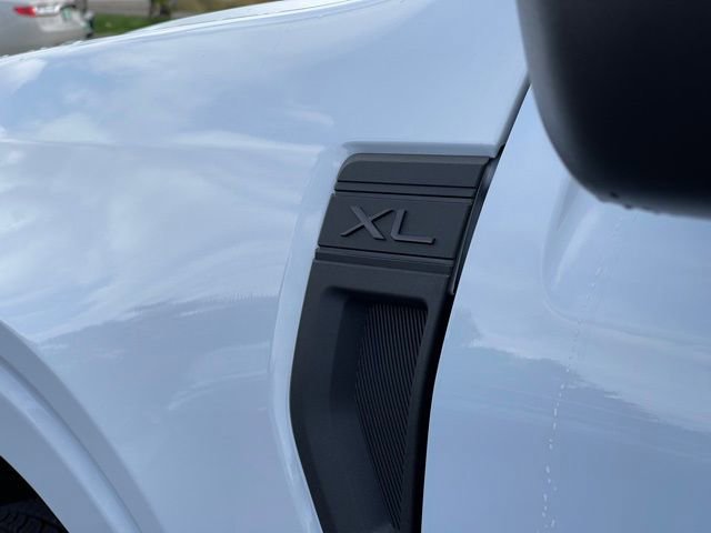 New 2025 Ford Maverick XL image 6