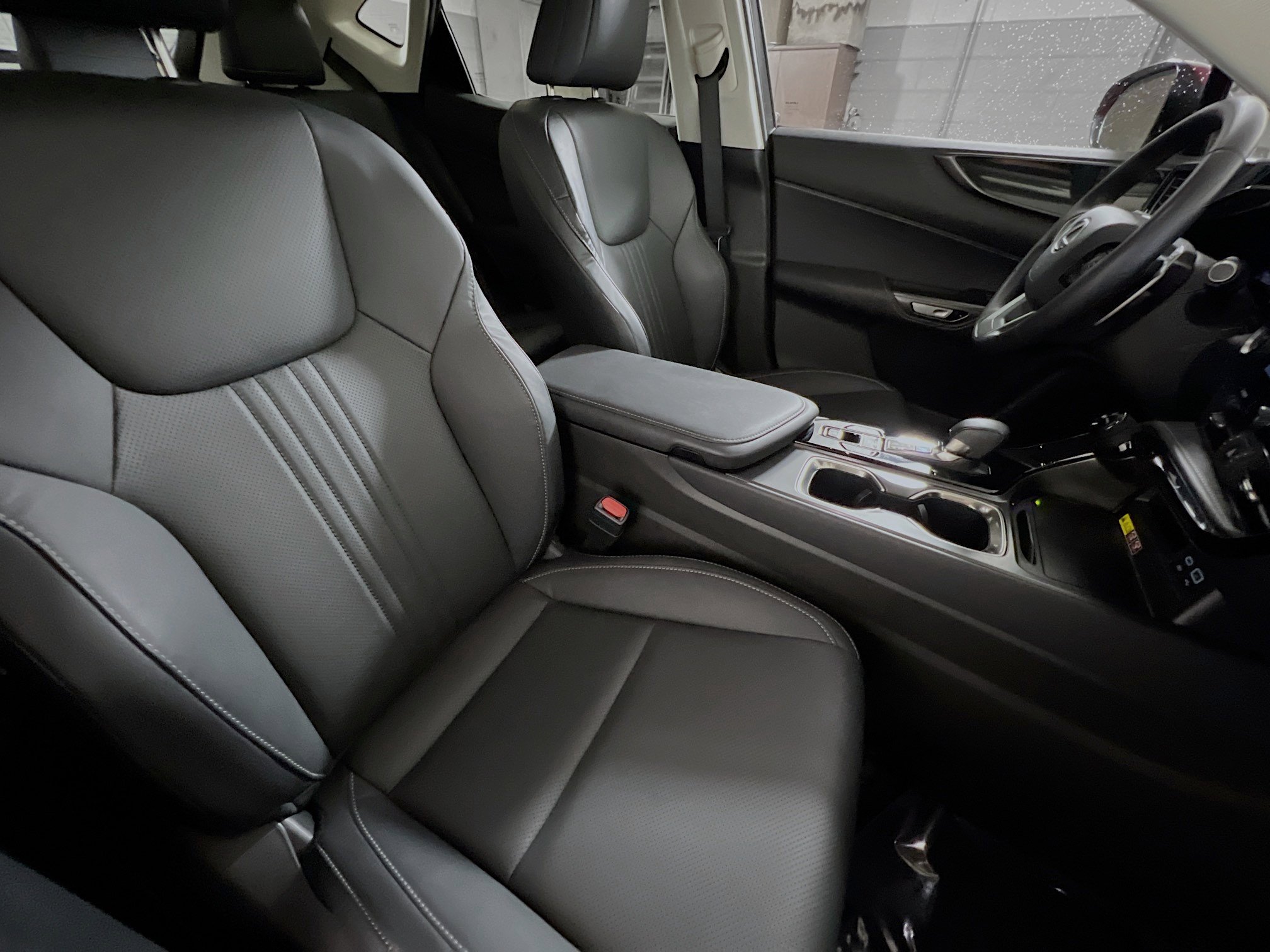 Used 2025 Lexus NX 250 FWD w/ Towing Package (2000 Lbs) image 31