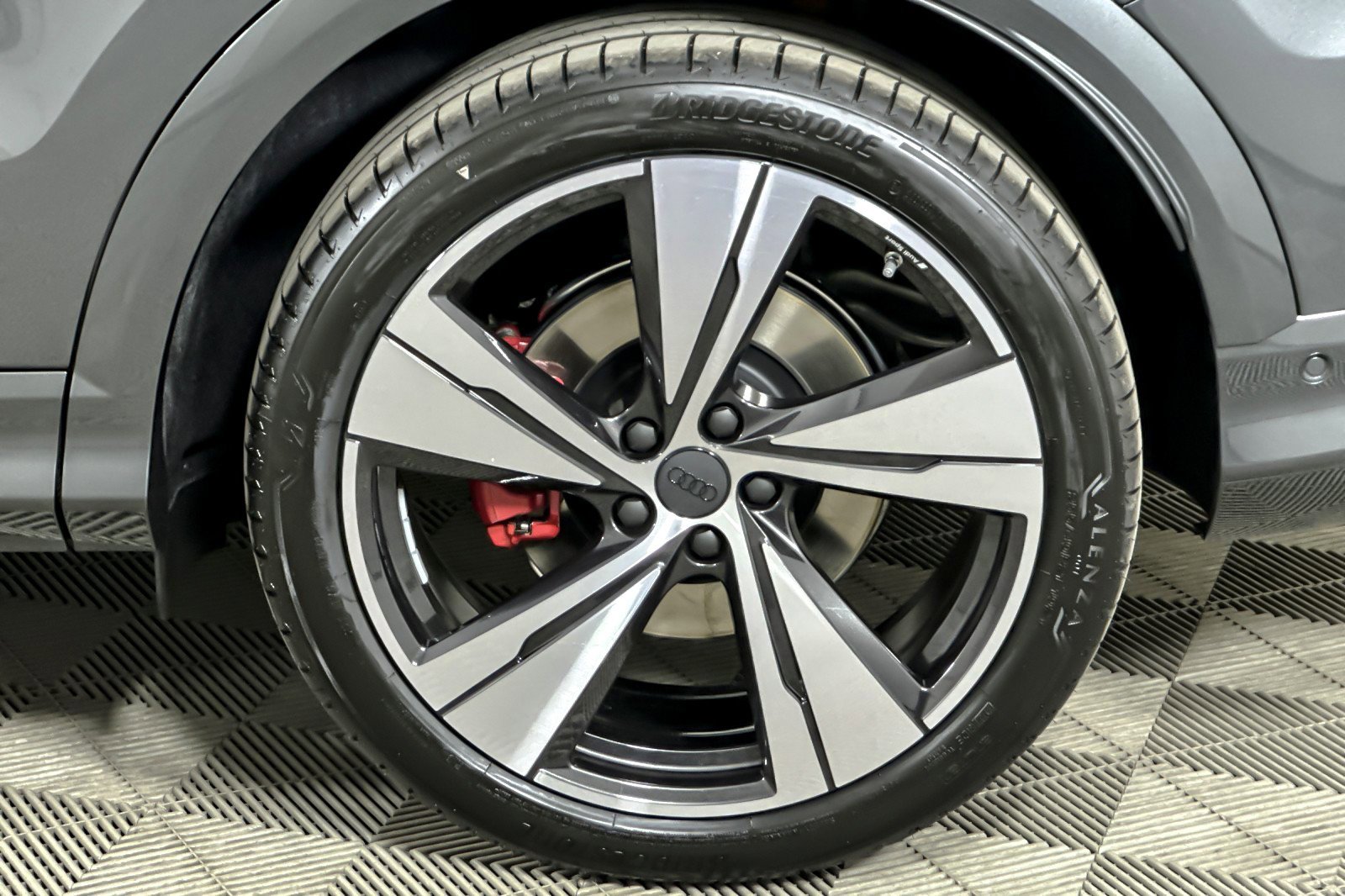 New 2026 Audi SQ5 Premium Plus image 26