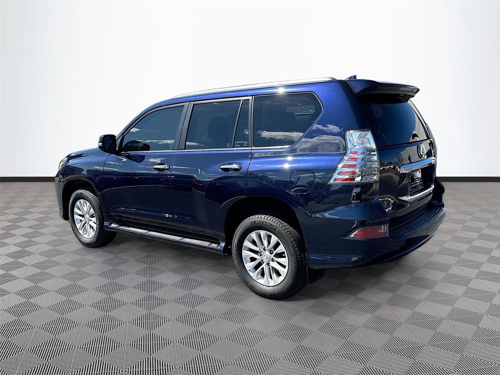 Used 2023 Lexus GX 460 Premium image 5