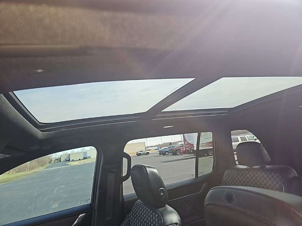 Used 2024 GMC Acadia Denali w/ LPO, Floor Liner Package image 22