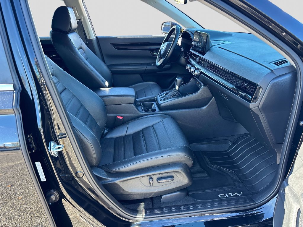 Used 2025 Honda CR-V EX-L image 17