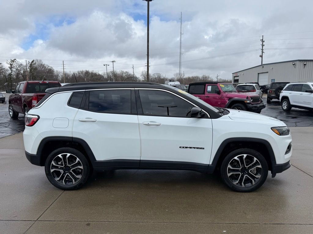 Used 2023 Jeep Compass Limited image 8