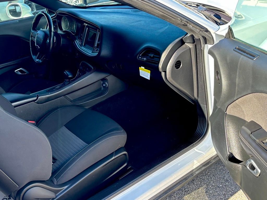 Used 2022 Dodge Challenger R/T image 24