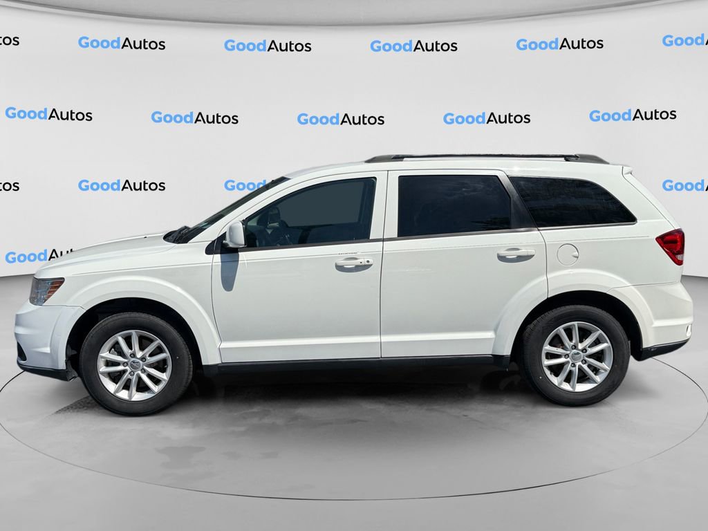 Used 2017 Dodge Journey SXT w/ Safe & Sound Group FWD image 3