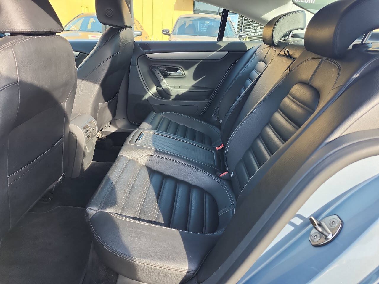 Used 2012 Volkswagen CC R-Line FWD image 23