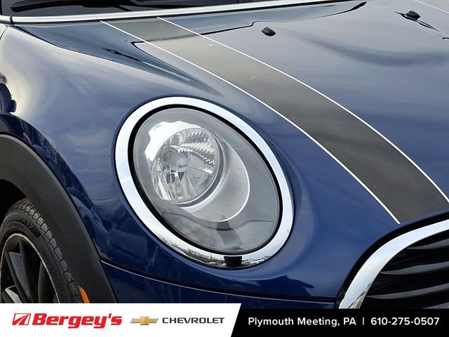 Used 2016 MINI Cooper 2-Door Hardtop image 11