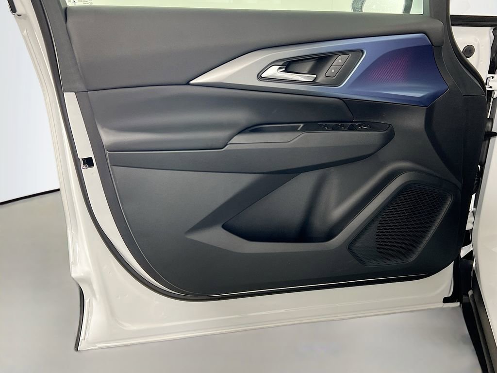 New 2026 Chevrolet Equinox EV LT w/ LPO, All-Weather Mat Package image 18