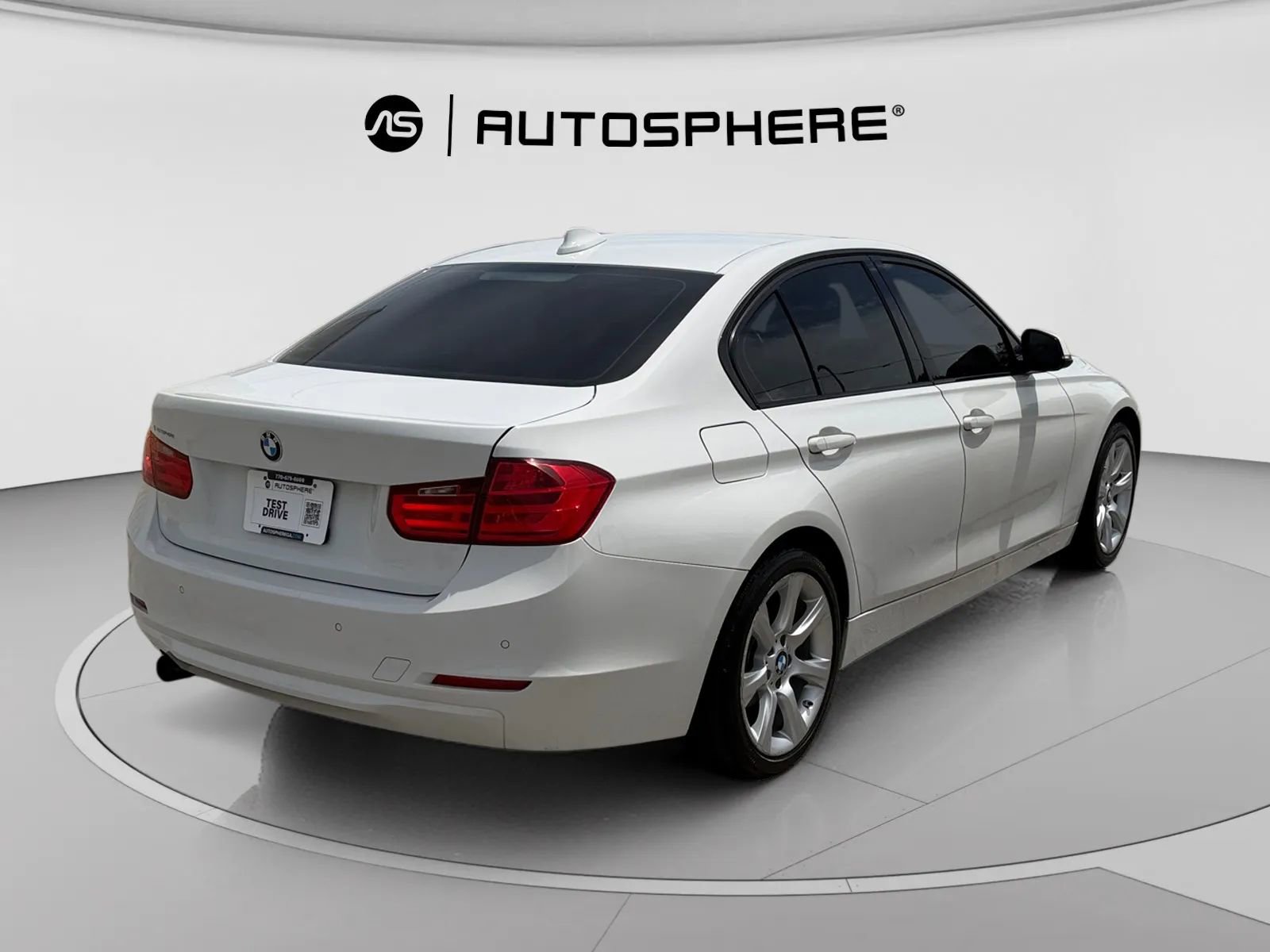 Used 2015 BMW 320i Sedan RWD image 10