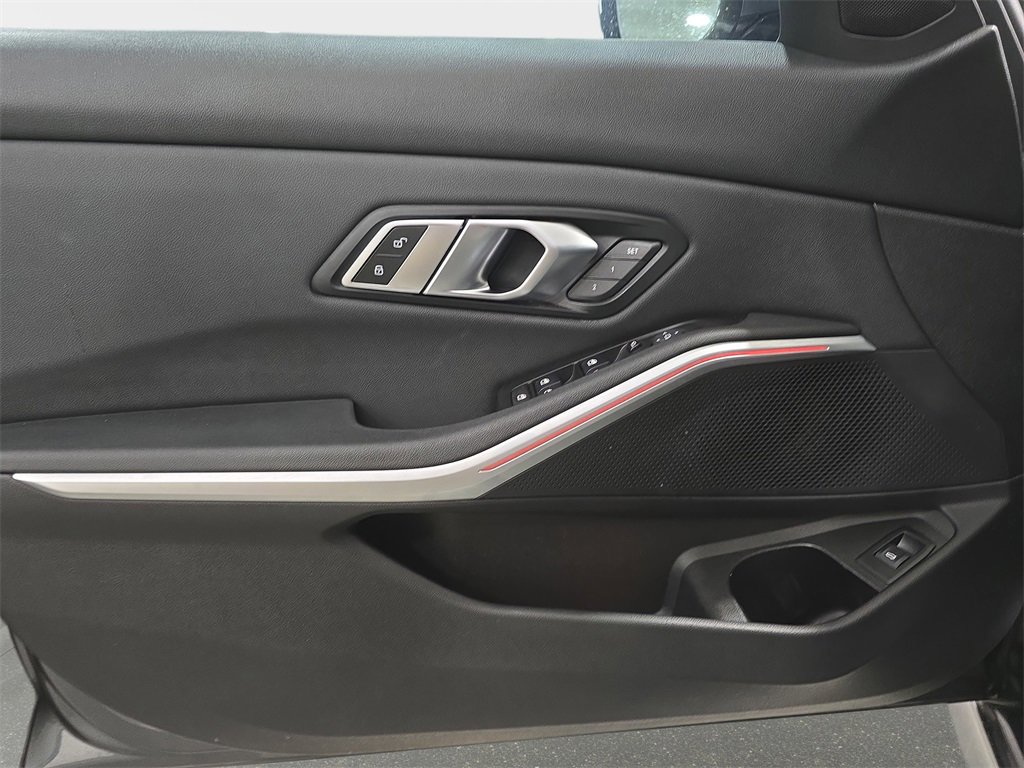 Used 2020 BMW 330i Sedan image 23