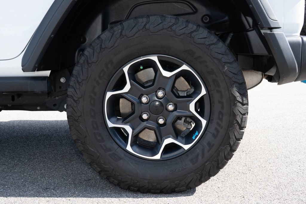 Used 2023 Jeep Wrangler Unlimited Rubicon 4xe AWD/4WD image 31