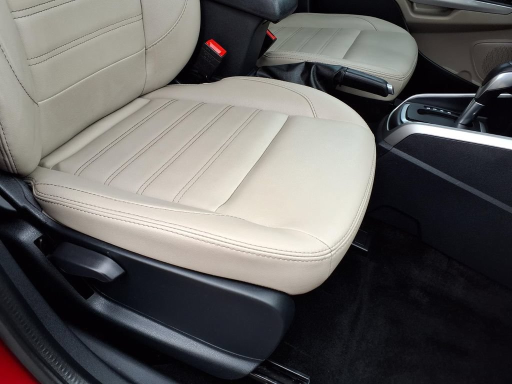 Used 2021 Ford EcoSport Titanium FWD image 18