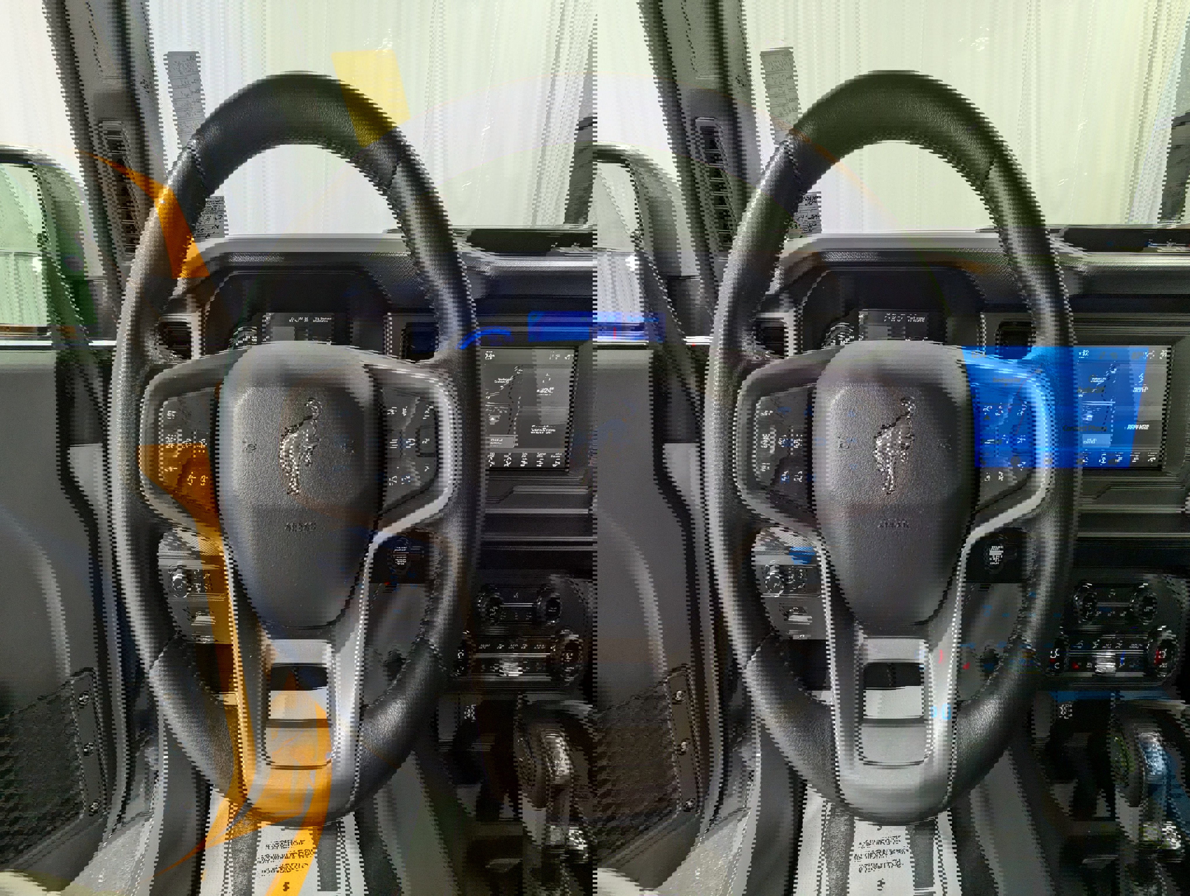 Used 2021 Ford Bronco Outer Banks image 13