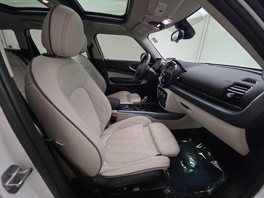 Certified 2024 MINI Cooper Clubman S AWD/4WD image 31