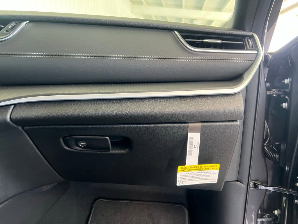 New 2025 Jeep Grand Cherokee L Laredo w/ Luxury Tech Group I image 28