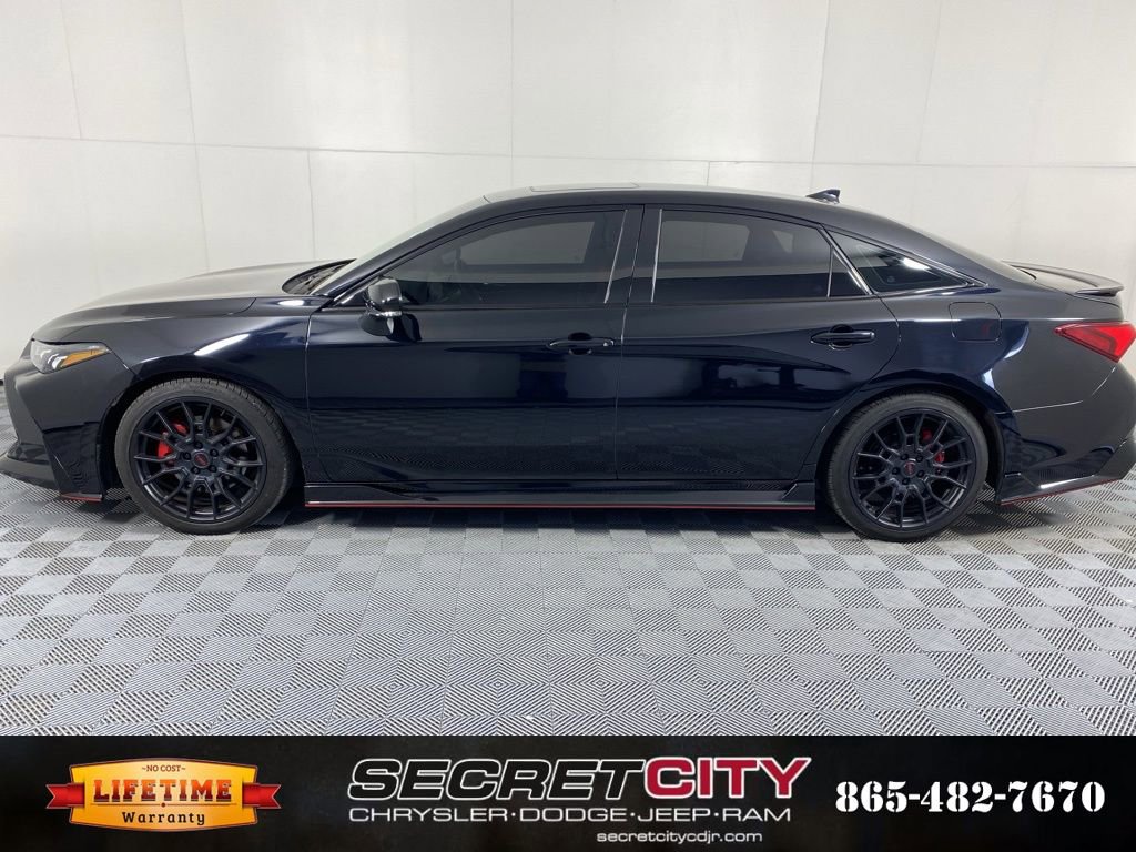 Used 2021 Toyota Avalon TRD image 4