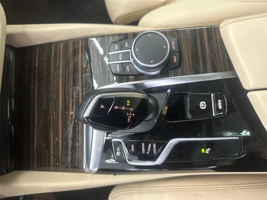 Used 2021 BMW 530i w/ Convenience Package image 31