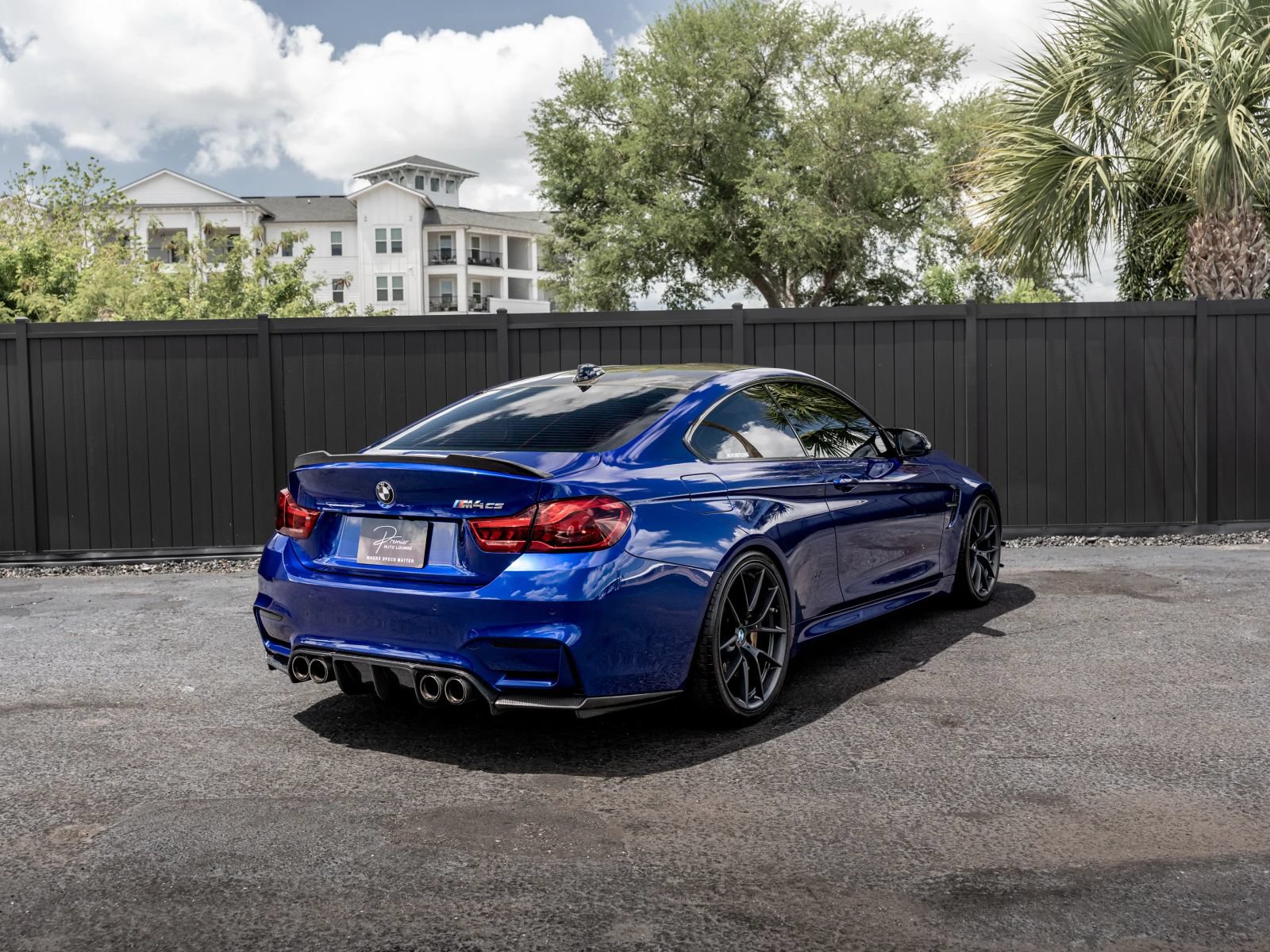 Used 2019 BMW M4 CS RWD image 3