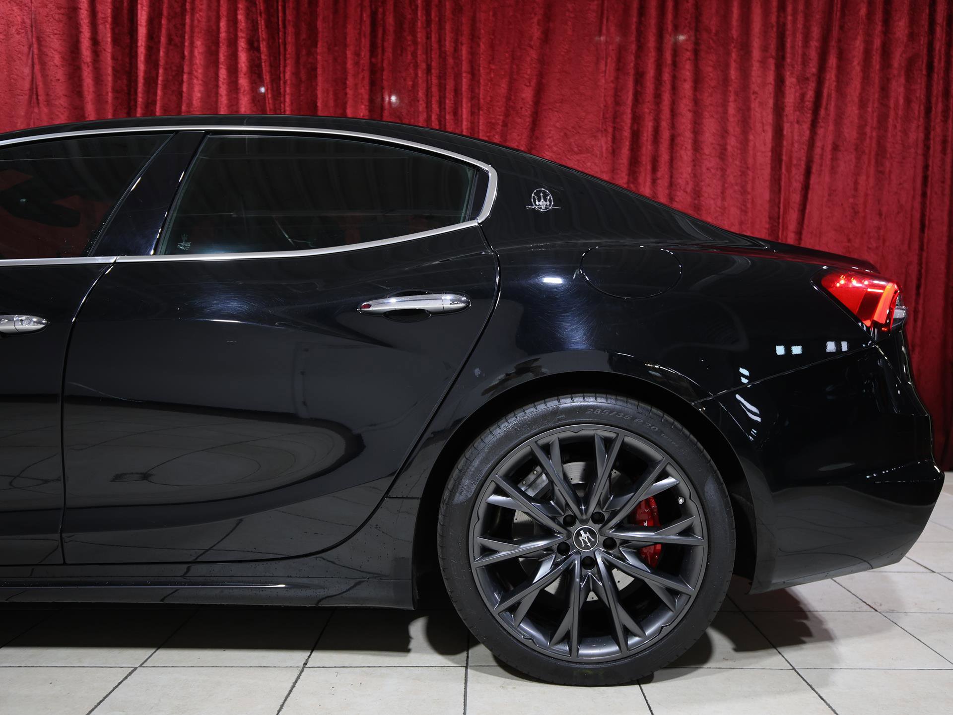 Used 2021 Maserati Ghibli S GranSport image 6