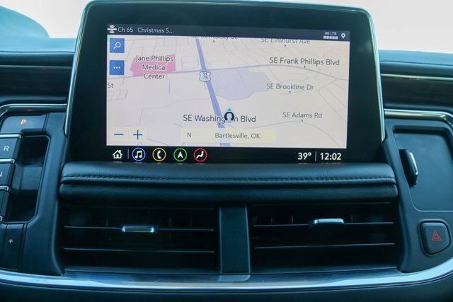 Used 2021 Chevrolet Suburban High Country image 34