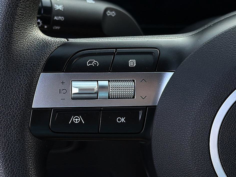 Certified 2025 Hyundai Santa Cruz SEL image 13