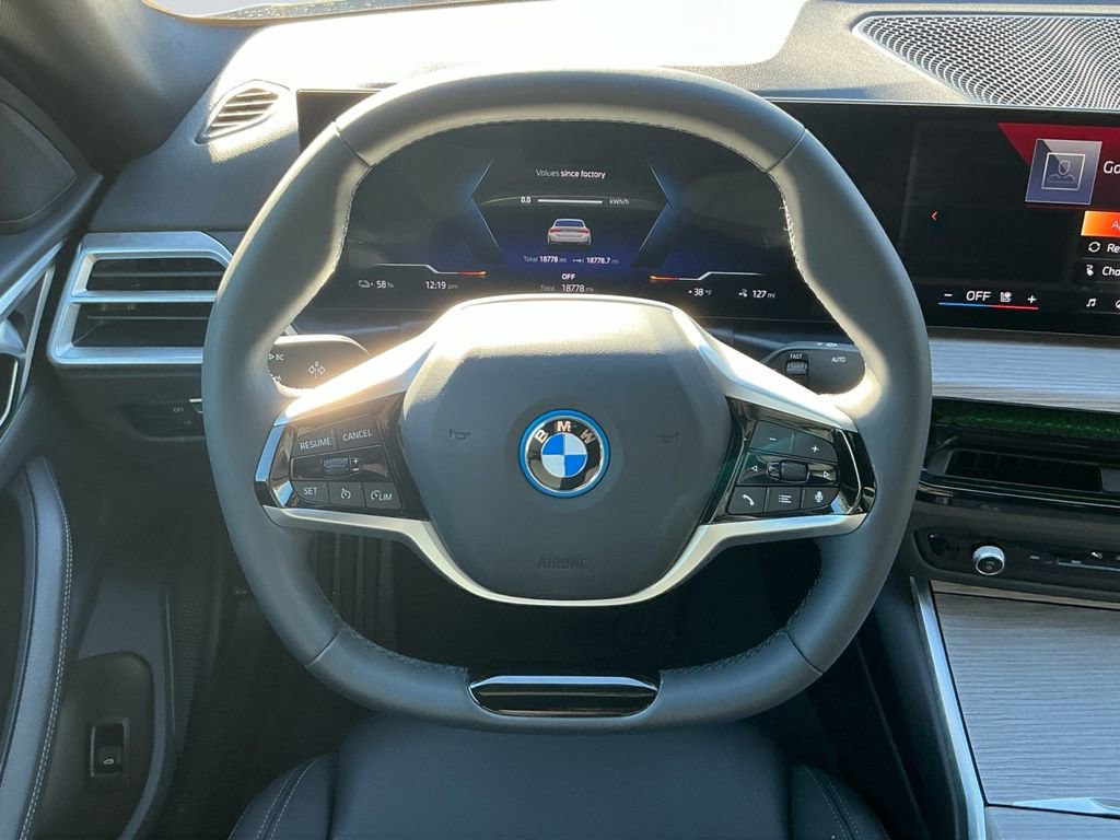 Used 2025 BMW i4 eDrive40 image 13