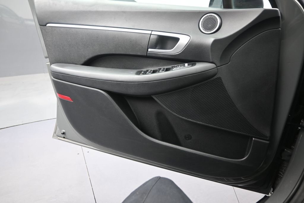 Used 2022 Hyundai Sonata SE FWD image 12