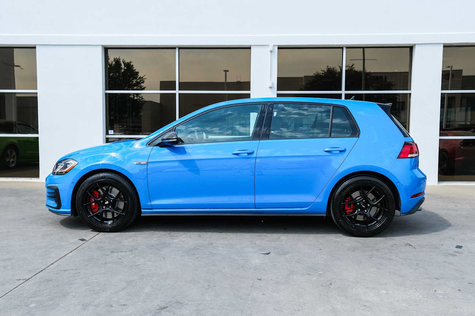 Used 2021 Volkswagen GTI Autobahn FWD image 20