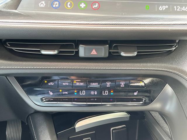 Used 2023 Buick Envision Essence AWD/4WD image 21