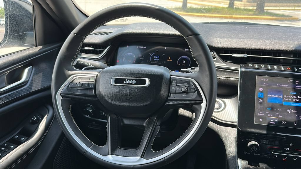 Used 2023 Jeep Grand Cherokee L Laredo AWD/4WD image 23