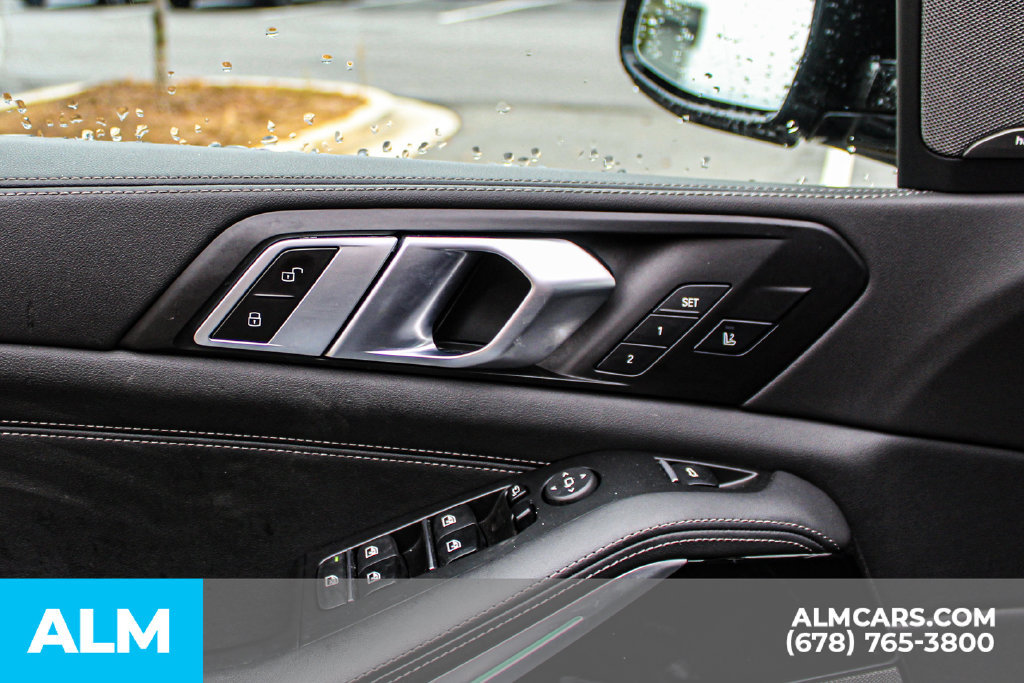 Used 2024 BMW X5 M60i AWD/4WD image 36