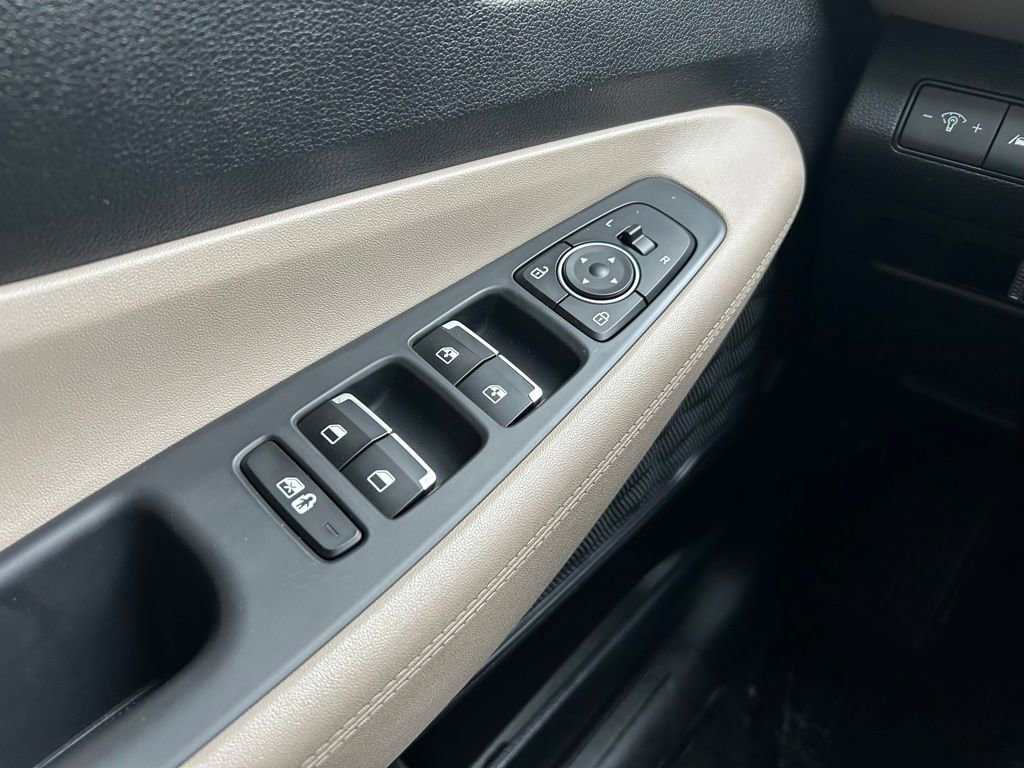 Used 2021 Hyundai Santa Fe SEL w/ Convenience Package image 19