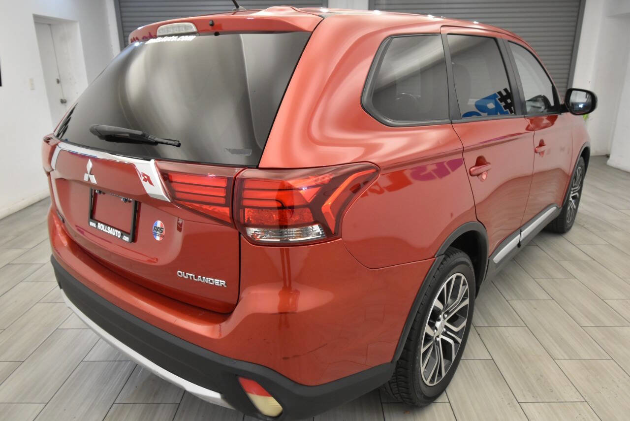Used 2016 Mitsubishi Outlander ES image 5