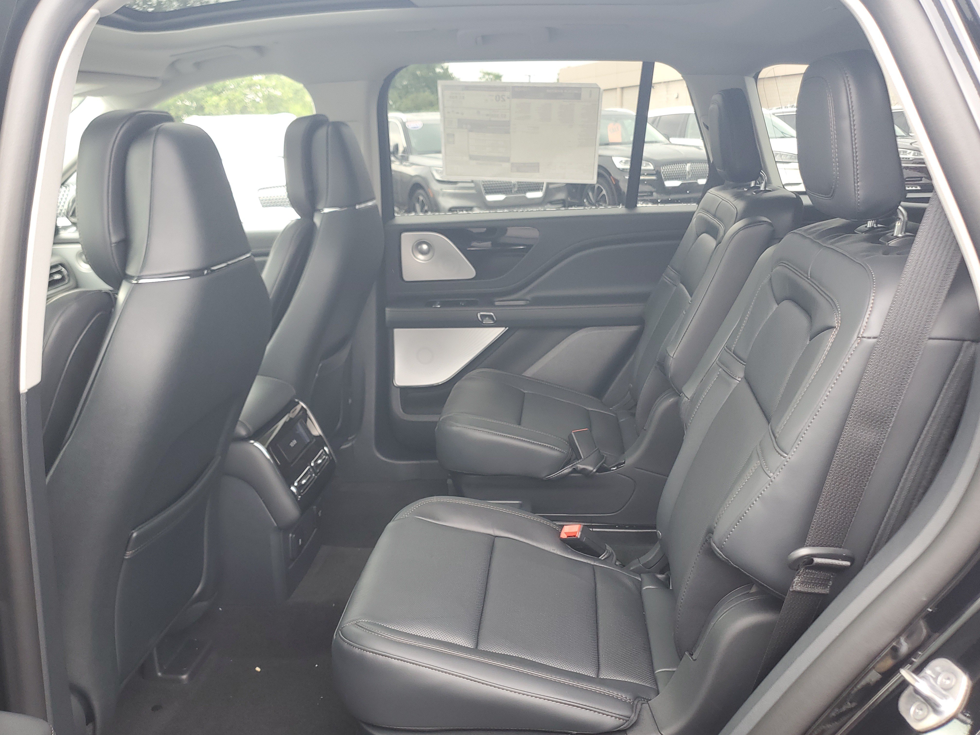 New 2027 Lincoln Aviator Reserve AWD/4WD image 23