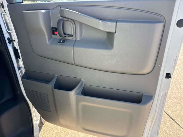 Used 2016 Chevrolet Express 3500 LT w/ LT Preferred Equipment Group image 47