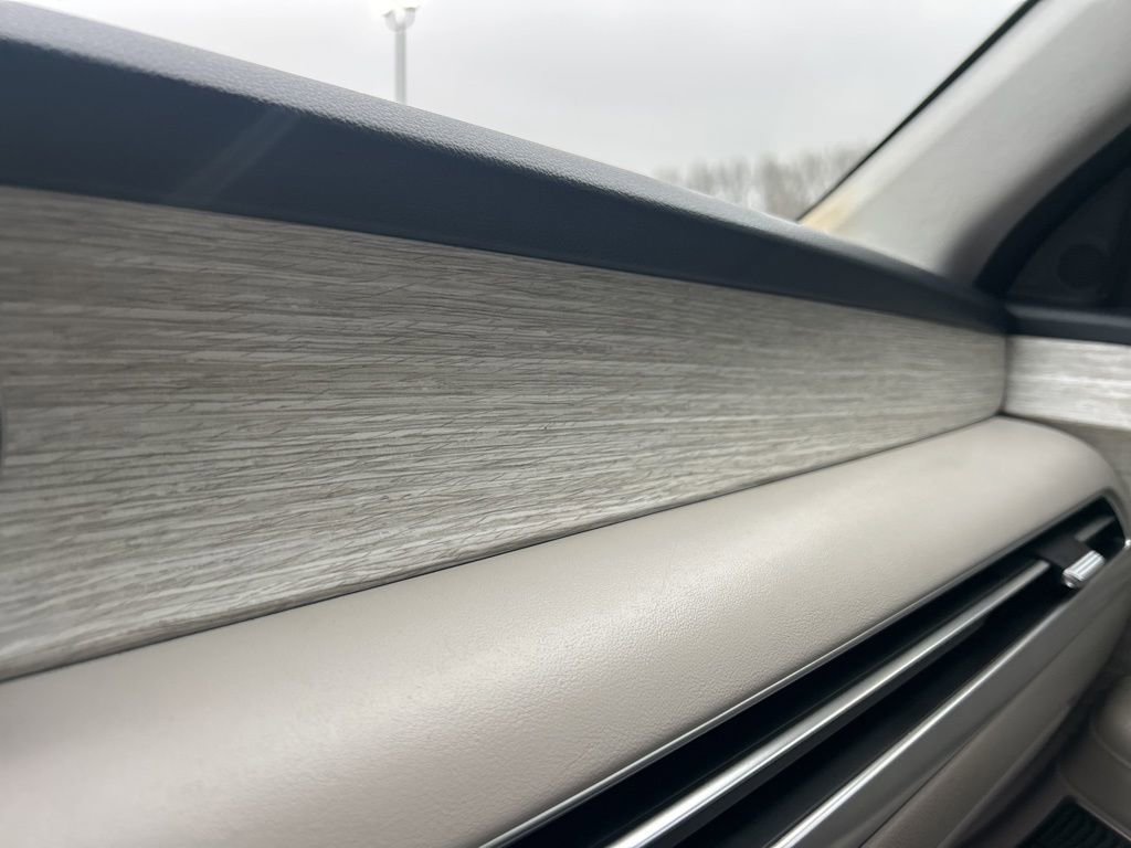 Used 2023 Hyundai Palisade Calligraphy image 34