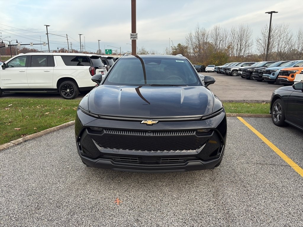 New 2026 Chevrolet Equinox EV LT FWD image 2