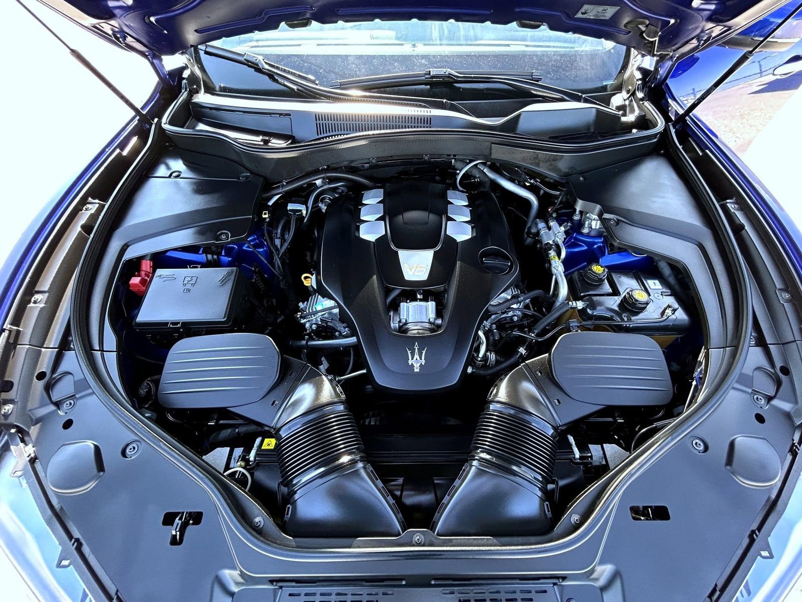 Used 2019 Maserati Levante GranLusso image 24