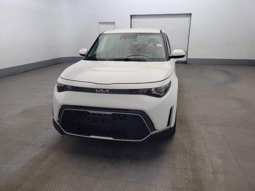 Used 2025 Kia Soul LX w/ LX Technology Package FWD image 15