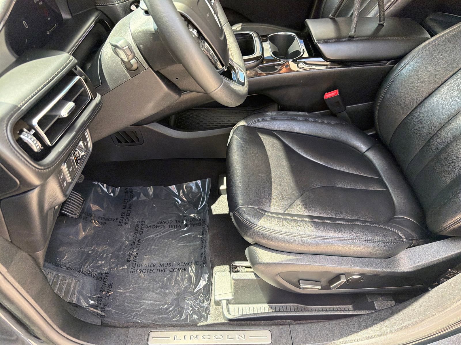 Used 2022 Lincoln Nautilus FWD image 30