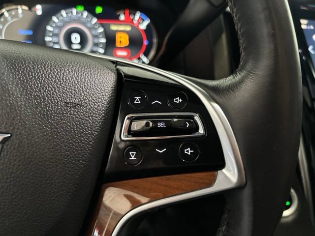 Used 2018 Cadillac Escalade Premium Luxury AWD/4WD image 19