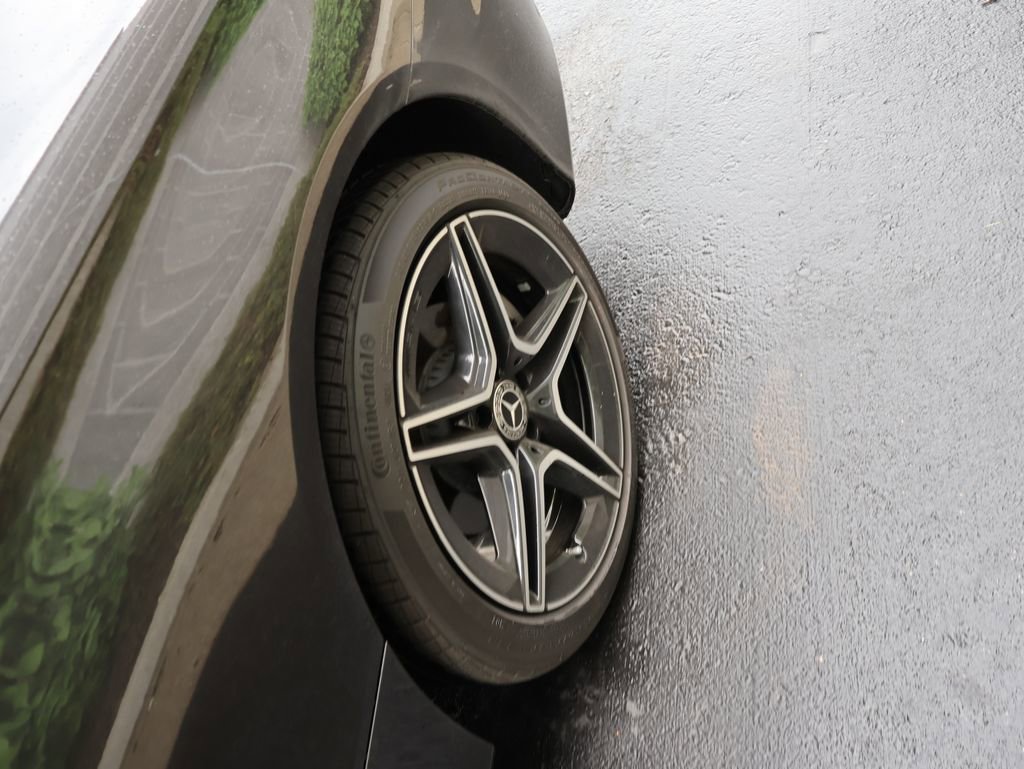 Used 2023 Mercedes-Benz C 300 4MATIC Coupe image 18