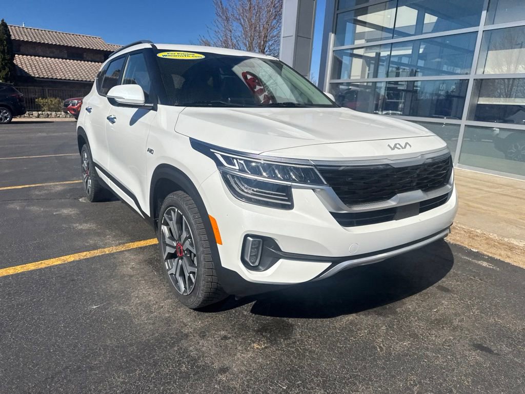 Used 2022 Kia Seltos SX w/ Sunroof Package AWD/4WD image 23