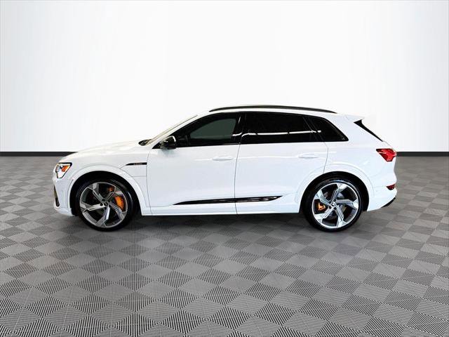 Used 2023 Audi e-tron S Prestige w/ Prestige Package AWD/4WD image 4