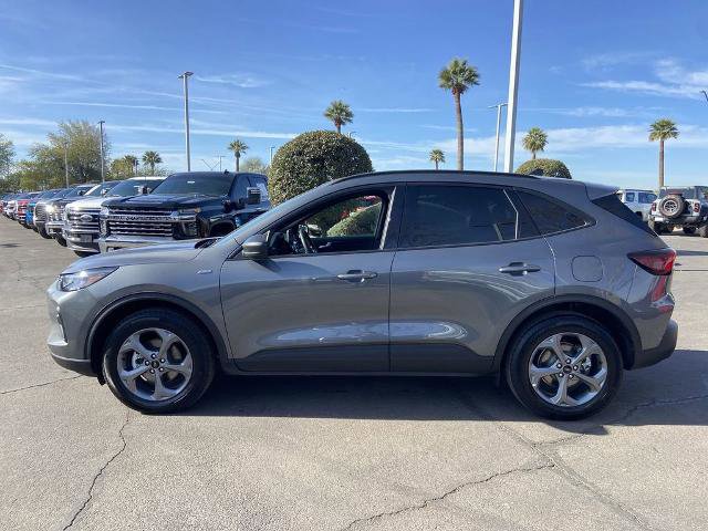 Used 2025 Ford Escape ST-Line image 4