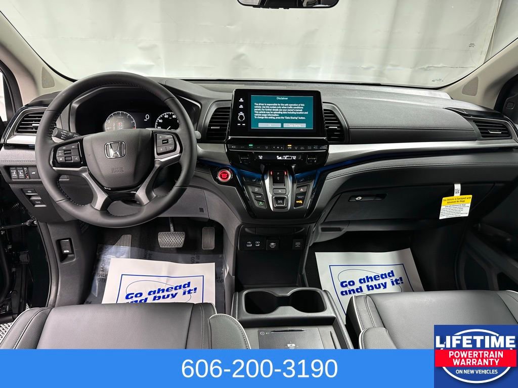 New 2026 Honda Odyssey Touring image 12