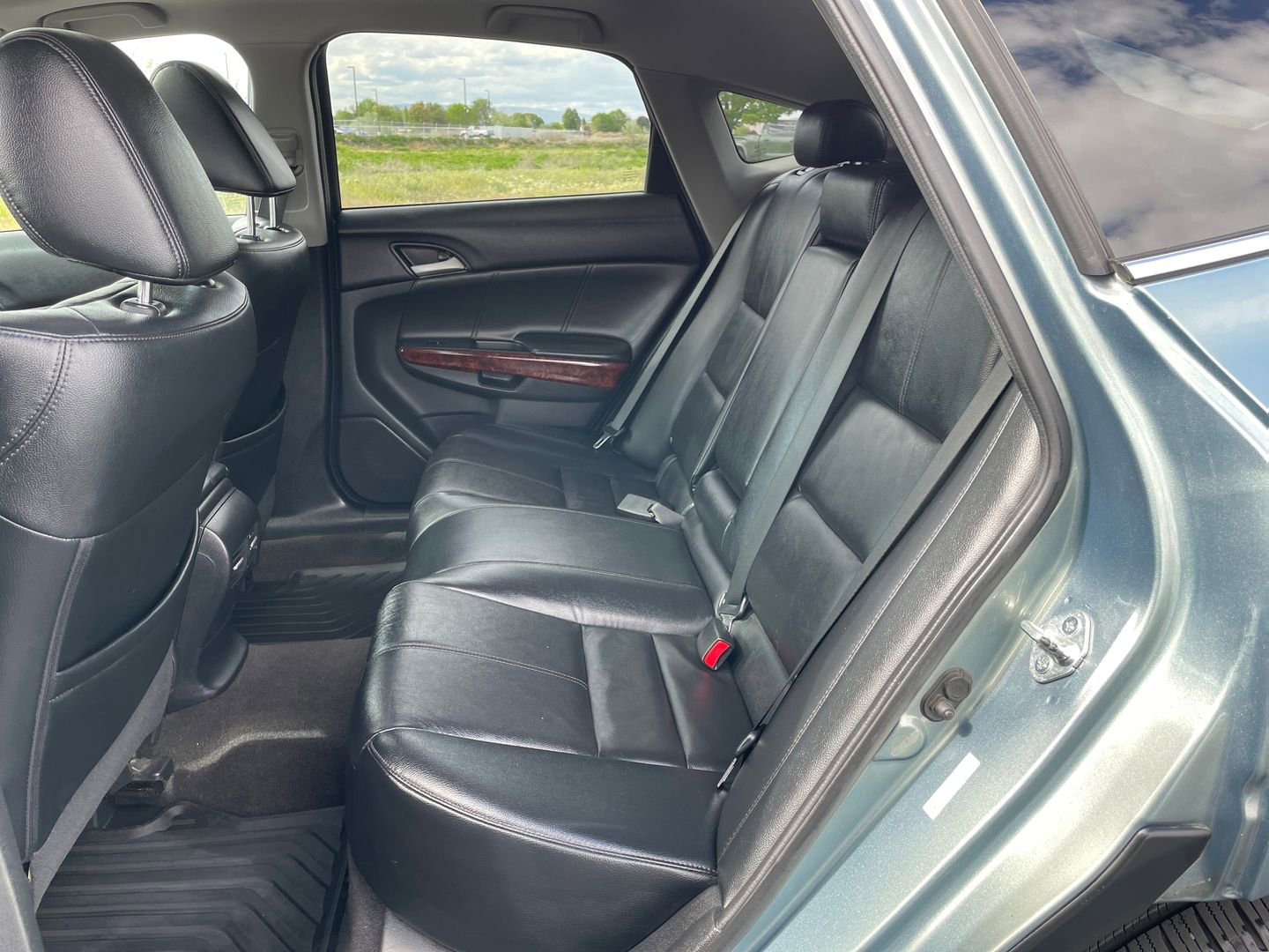 Used 2011 Honda Crosstour EX-L image 24