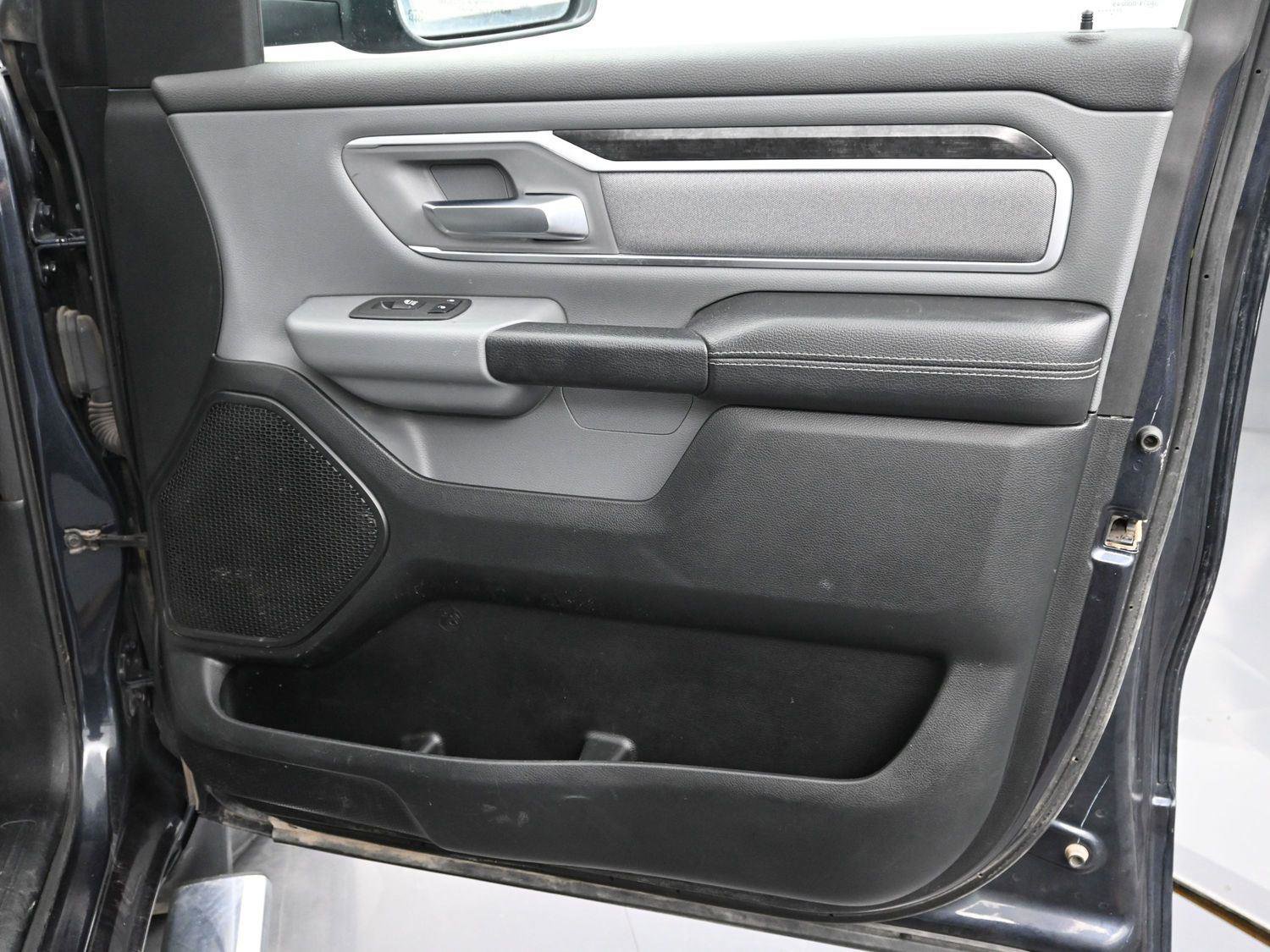 Used 2021 RAM 1500 Big Horn image 8