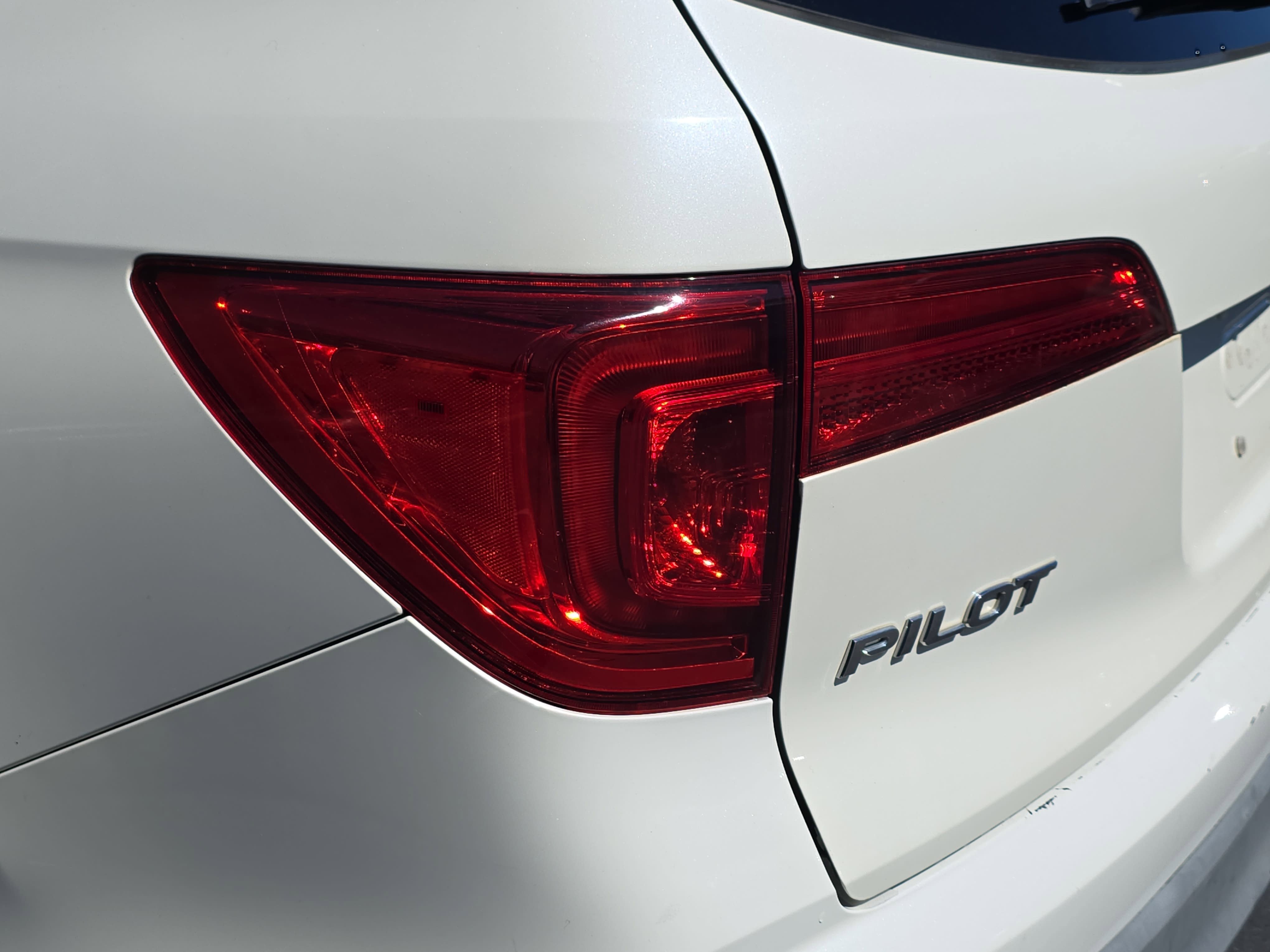 Used 2016 Honda Pilot EX-L image 34